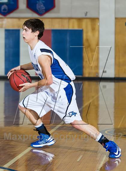 Thumbnail 2 in Legend vs. Pine Creek photogallery.