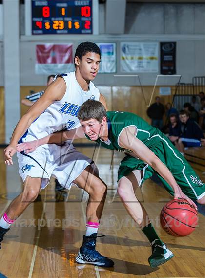 Thumbnail 3 in Legend vs. Pine Creek photogallery.
