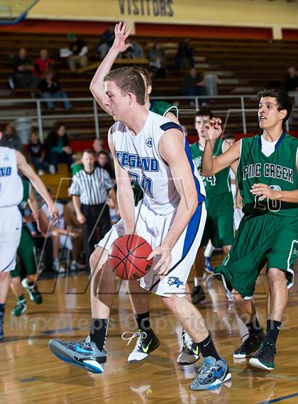 Thumbnail 1 in Legend vs. Pine Creek photogallery.