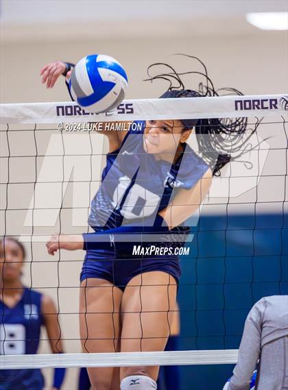 Thumbnail 2 in Kell @ Norcross photogallery.