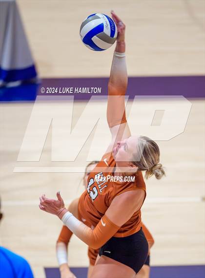 Thumbnail 2 in Kell @ Norcross photogallery.