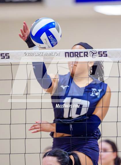 Thumbnail 2 in Kell @ Norcross photogallery.
