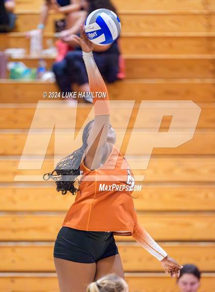 Thumbnail 3 in Kell @ Norcross photogallery.