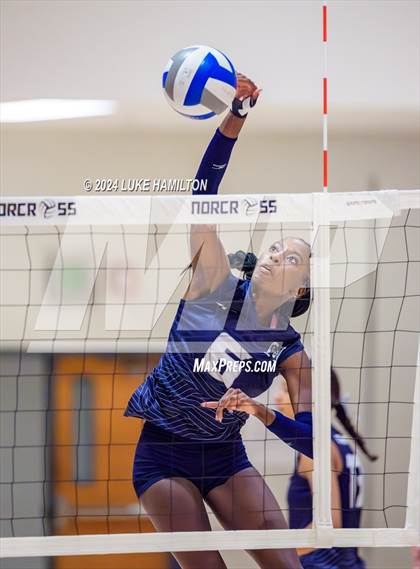 Thumbnail 2 in Kell @ Norcross photogallery.