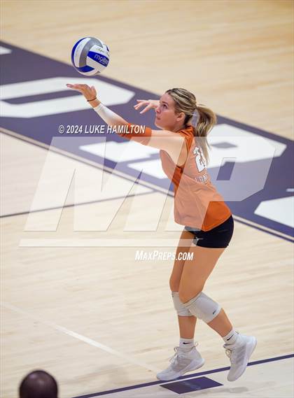 Thumbnail 1 in Kell @ Norcross photogallery.