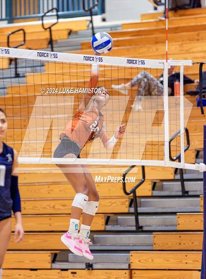 Thumbnail 3 in Kell @ Norcross photogallery.