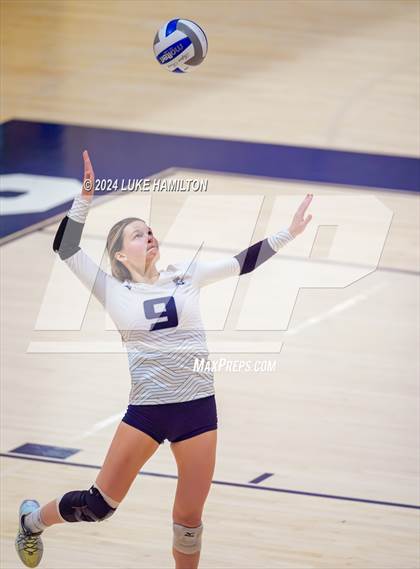 Thumbnail 2 in Kell @ Norcross photogallery.