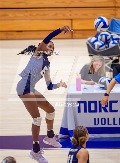 Thumbnail 3 in Kell @ Norcross photogallery.