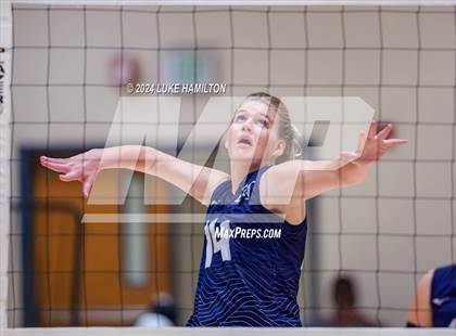 Thumbnail 2 in Kell @ Norcross photogallery.