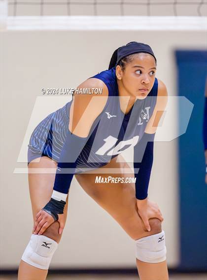 Thumbnail 3 in Kell @ Norcross photogallery.