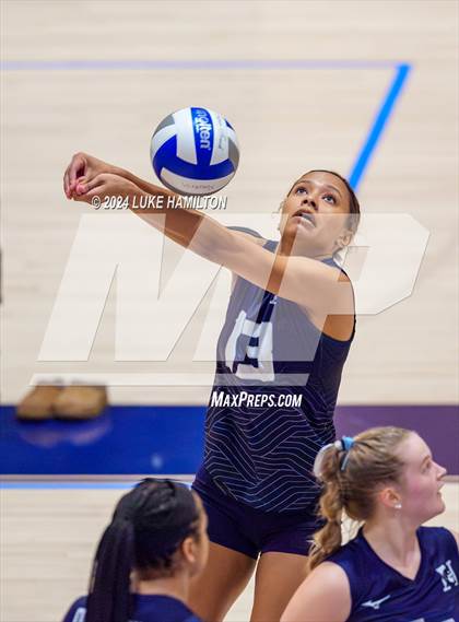 Thumbnail 2 in Kell @ Norcross photogallery.