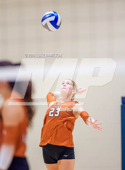 Thumbnail 2 in Kell @ Norcross photogallery.