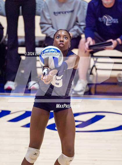 Thumbnail 1 in Kell @ Norcross photogallery.