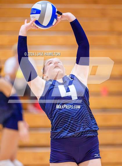 Thumbnail 3 in Kell @ Norcross photogallery.