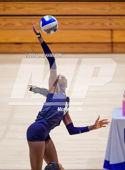 Thumbnail 1 in Kell @ Norcross photogallery.