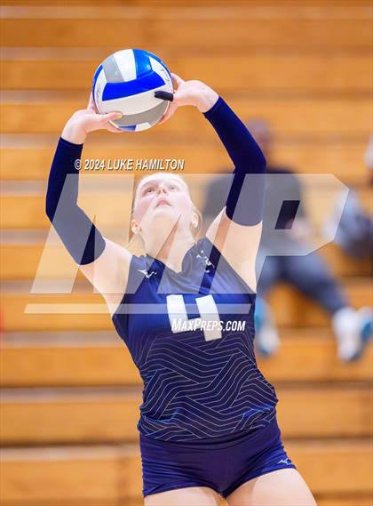 Thumbnail 3 in Kell @ Norcross photogallery.