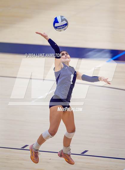 Thumbnail 2 in Kell @ Norcross photogallery.