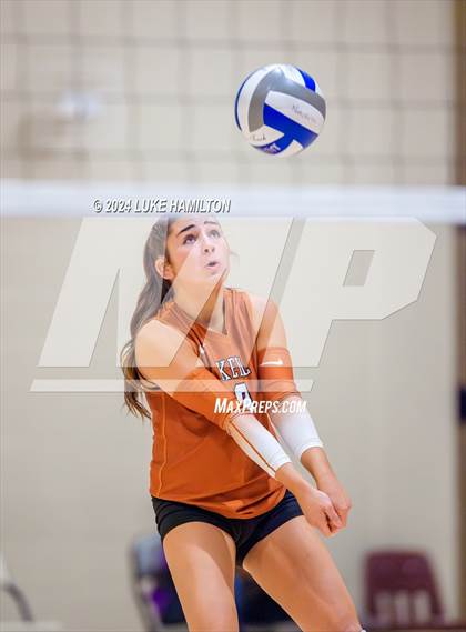 Thumbnail 3 in Kell @ Norcross photogallery.