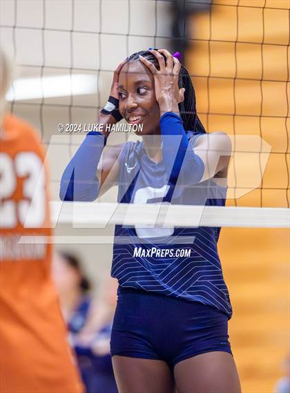 Thumbnail 3 in Kell @ Norcross photogallery.