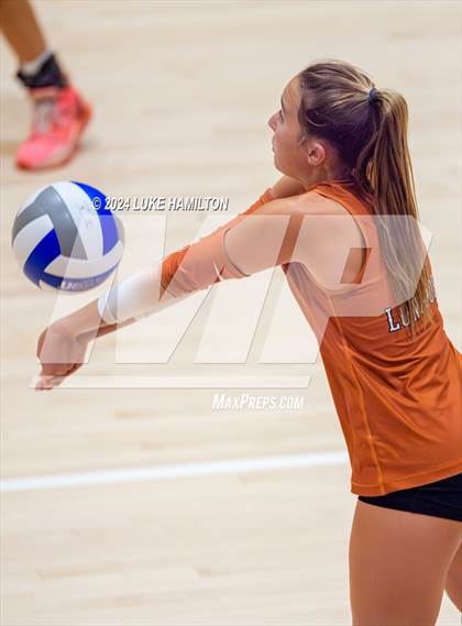 Thumbnail 2 in Kell @ Norcross photogallery.