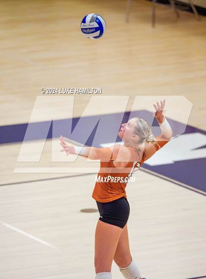 Thumbnail 2 in Kell @ Norcross photogallery.