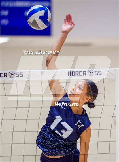 Thumbnail 3 in Kell @ Norcross photogallery.