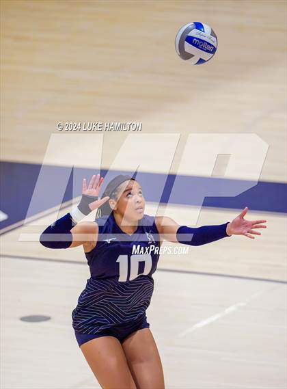 Thumbnail 2 in Kell @ Norcross photogallery.
