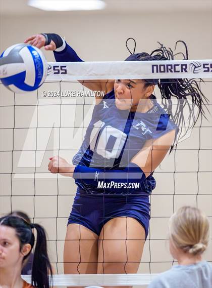 Thumbnail 1 in Kell @ Norcross photogallery.