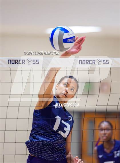 Thumbnail 2 in Kell @ Norcross photogallery.