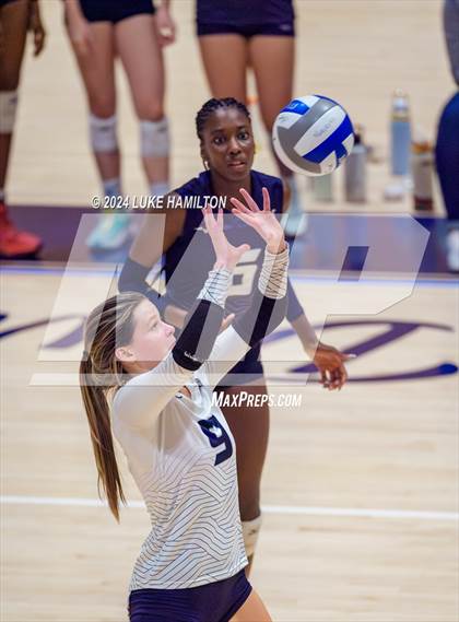 Thumbnail 2 in Kell @ Norcross photogallery.