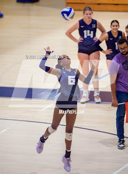 Thumbnail 3 in Kell @ Norcross photogallery.