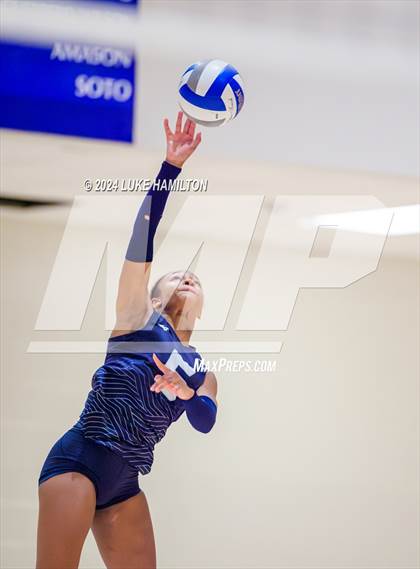 Thumbnail 3 in Kell @ Norcross photogallery.