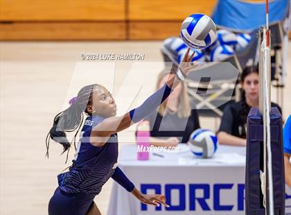 Thumbnail 2 in Kell @ Norcross photogallery.