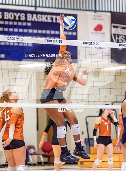 Thumbnail 2 in Kell @ Norcross photogallery.