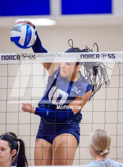 Thumbnail 3 in Kell @ Norcross photogallery.