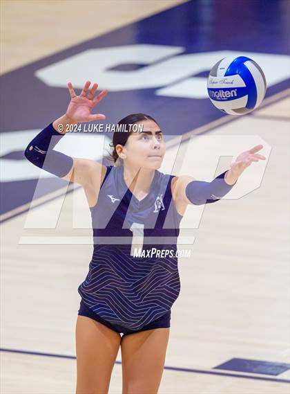 Thumbnail 3 in Kell @ Norcross photogallery.