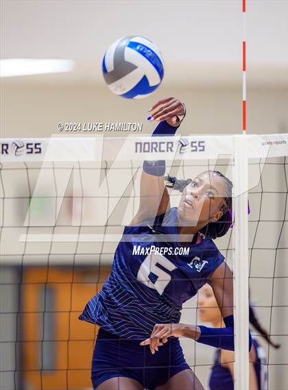 Thumbnail 3 in Kell @ Norcross photogallery.