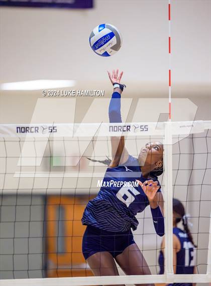 Thumbnail 3 in Kell @ Norcross photogallery.