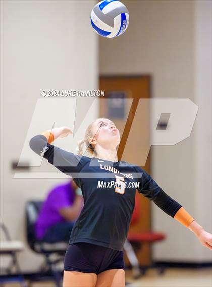 Thumbnail 2 in Kell @ Norcross photogallery.