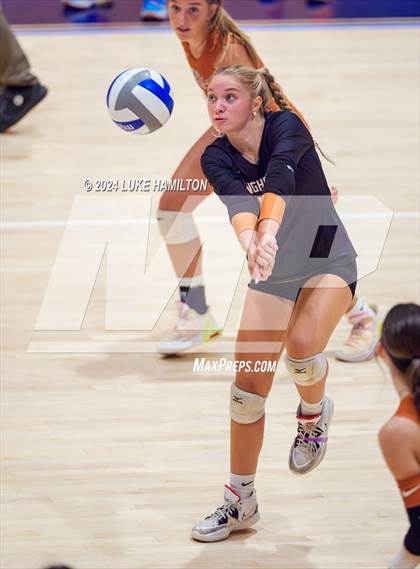 Thumbnail 3 in Kell @ Norcross photogallery.
