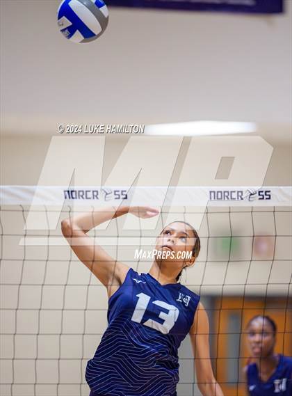 Thumbnail 2 in Kell @ Norcross photogallery.