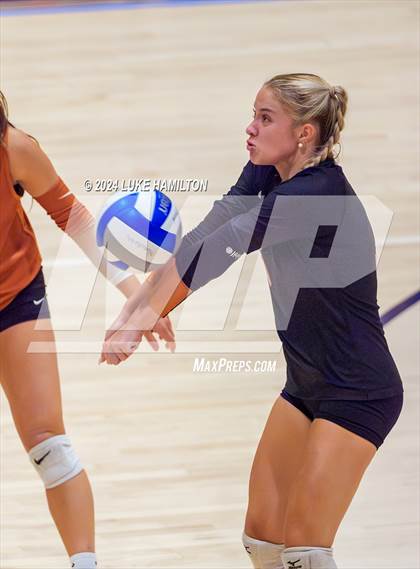 Thumbnail 1 in Kell @ Norcross photogallery.