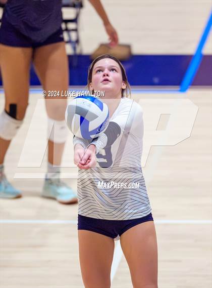 Thumbnail 2 in Kell @ Norcross photogallery.