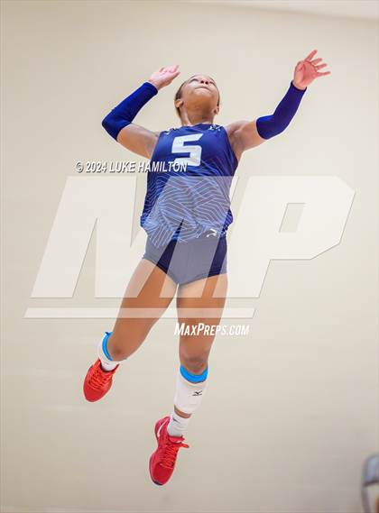 Thumbnail 2 in Kell @ Norcross photogallery.