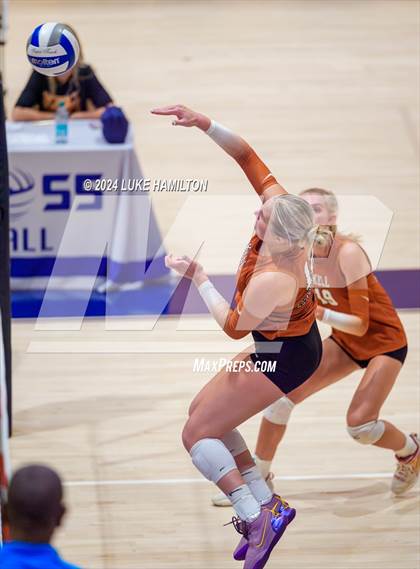 Thumbnail 2 in Kell @ Norcross photogallery.