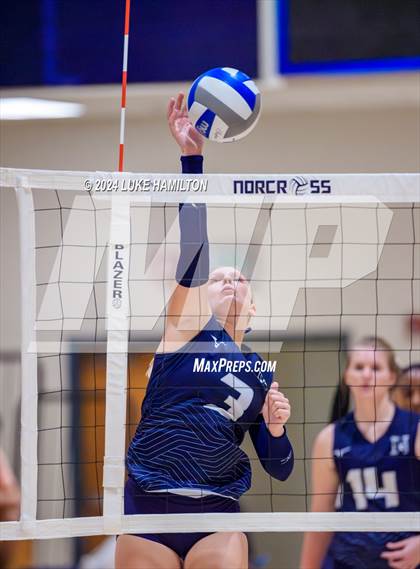 Thumbnail 2 in Kell @ Norcross photogallery.