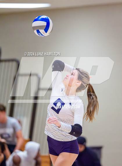 Thumbnail 3 in Kell @ Norcross photogallery.
