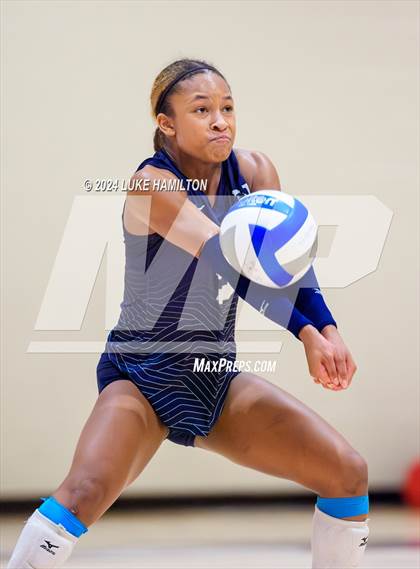 Thumbnail 3 in Kell @ Norcross photogallery.