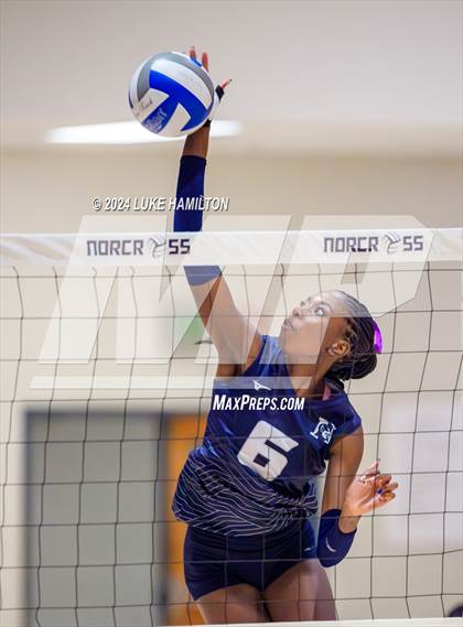Thumbnail 3 in Kell @ Norcross photogallery.