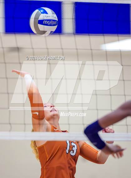 Thumbnail 3 in Kell @ Norcross photogallery.